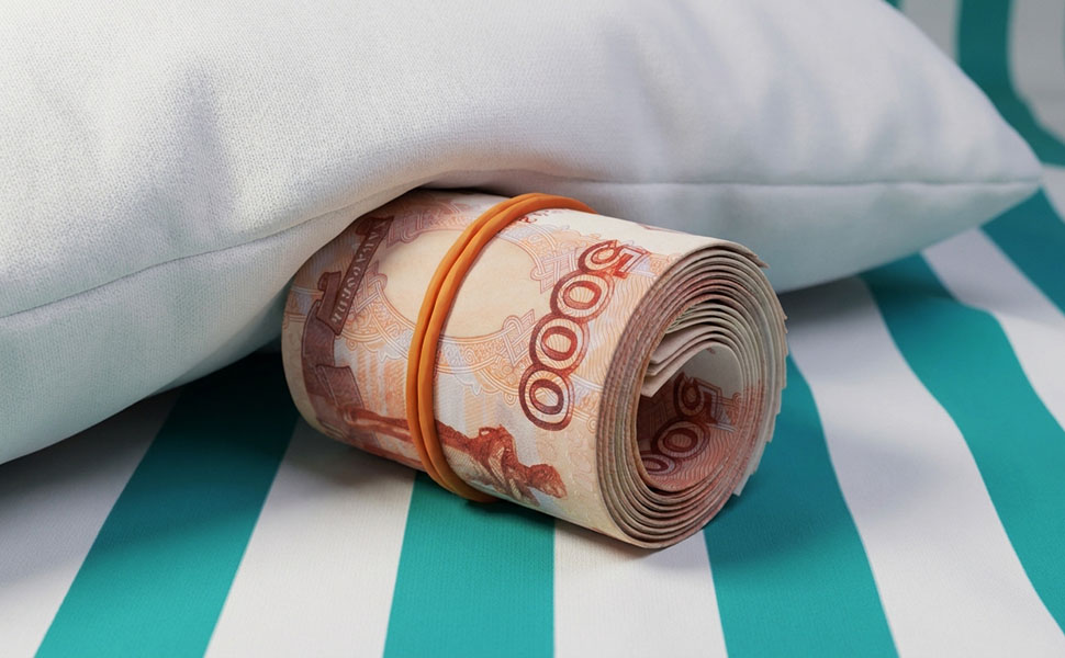 Россияне массово выводят деньги с депозитов и счетов в наличку
