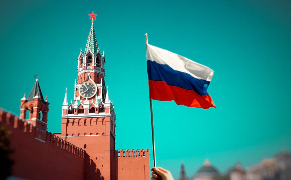 Плавный рост или жесткий регресс: что ждет российскую экономику в 2025 году?